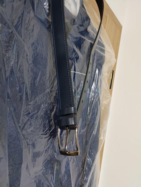 Oblek+košeľa+opasok+topánky+motýlik, 152