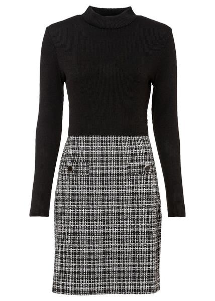 Akú farbu saka zvoliť k šatám?