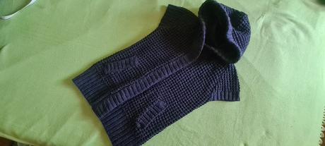 Pletená vestička s kapucou, fishbone,146