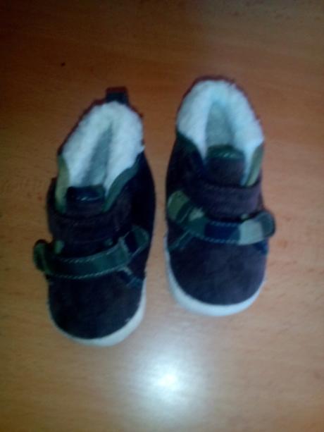 Maskáčové capačky, <17