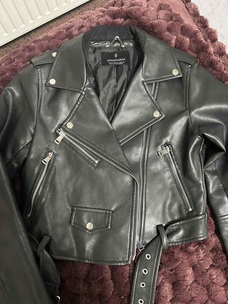 Nosena koženkova bunda veľkosť s, s