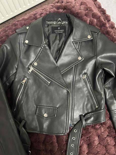 Nosena koženkova bunda veľkosť s, s