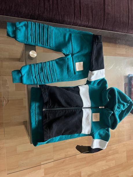 Dobrý deň predám bubbe oblečenie, bubbe,98