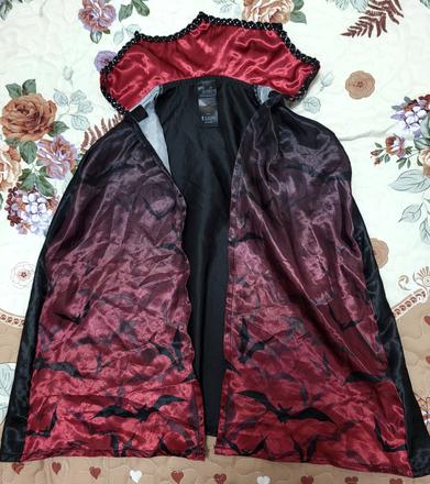 Plášť s netopiermi na 3-4 roky, 