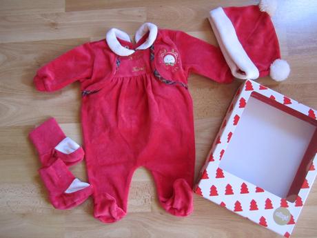 Vianočný overal nenosený, 56