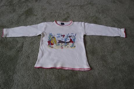 Dievčenské tričko, 92