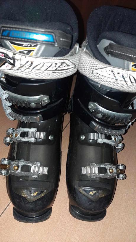 Predám lyžiarky nordica veľ.24,5 (285mm), nordica,38