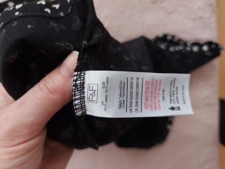 Dievcenske saty, f&f,134