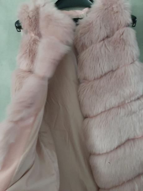 Kožušinová vesta, m