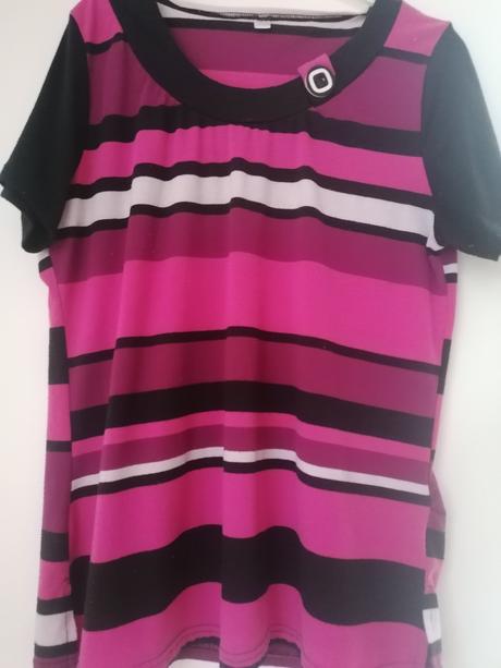 Dámske blúzky , tričká,svetriky rôzne veľkosti.., 