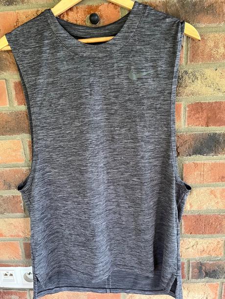Panske bežecke tielko nike velkost m, nike,m