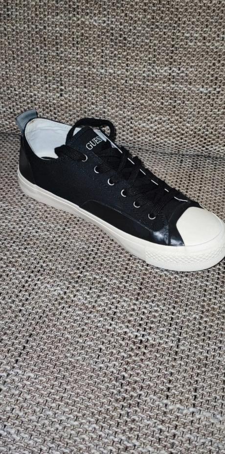 Guess č.40, guess,40