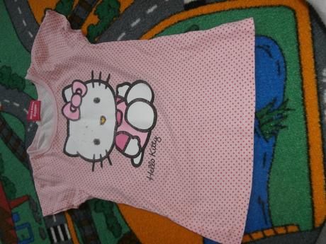 Dievčenské tričká, 110