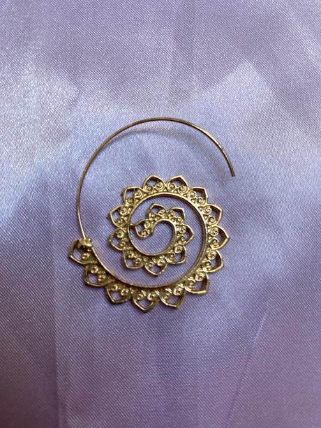 Šperky prstene, náušnice, náhrdelník, 