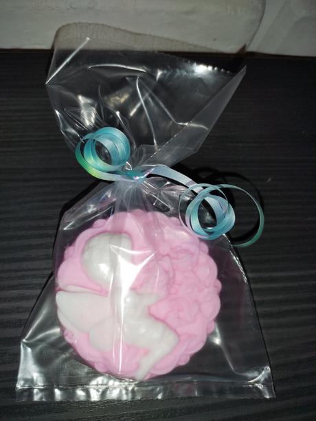 Mydielka, vhodné ako darček ruzovobiele,