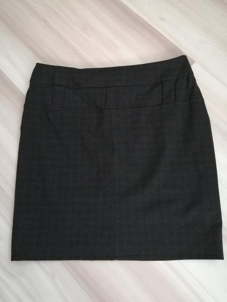 Šedá sukňa veľ. 40, 40