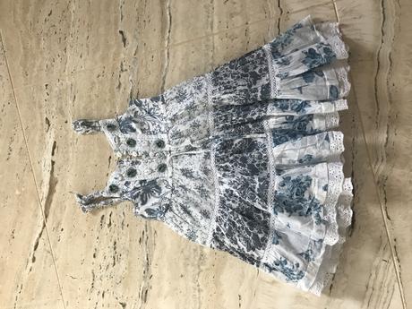 Dievčenské satocky, 98