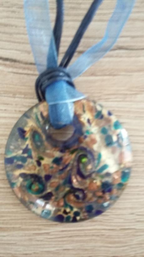 Krásne a ešte v krabičke, 