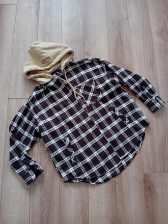 Košela s kapucňou, s