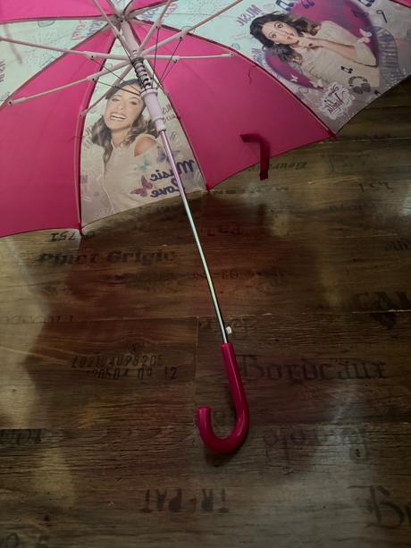 Vystrelovací dáždnik violetta, disney