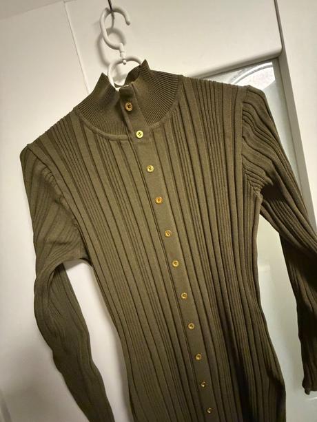 Khaki slim šaty michelle keegan, m