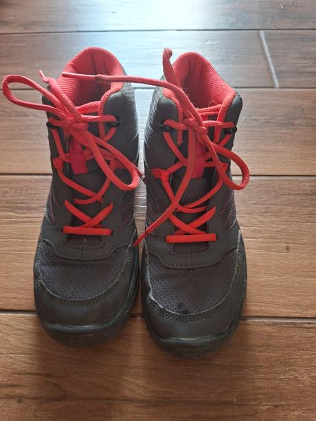 Turistická obuv, 38