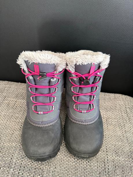 Snehule, columbia,39