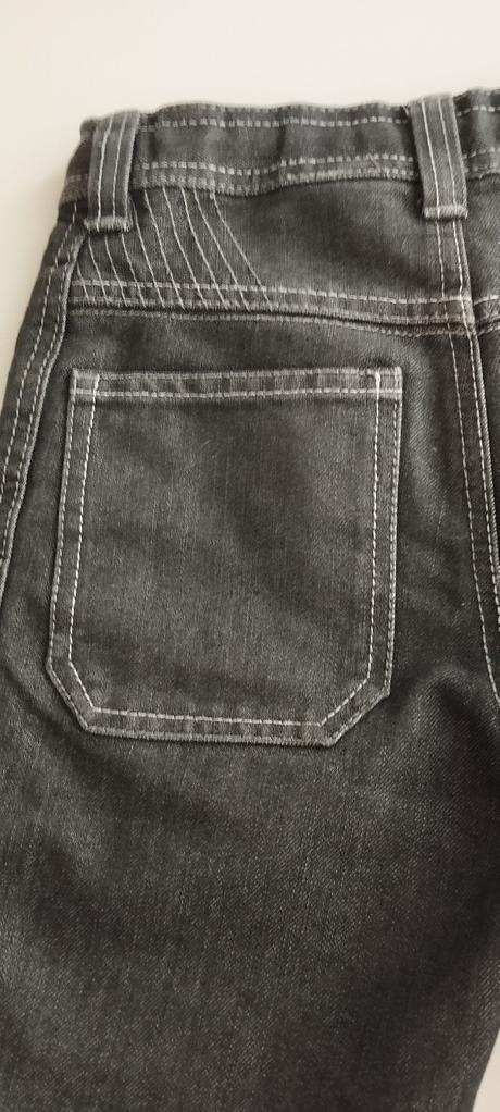 Chlapčenské riflové kraťase, 110