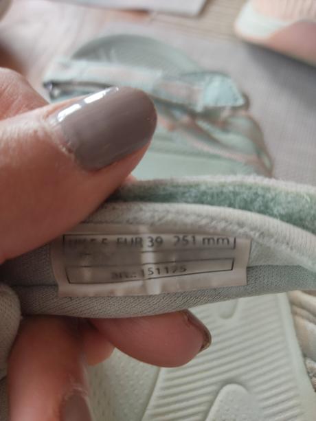 Predám sandále zn. crossroad, crocs,39