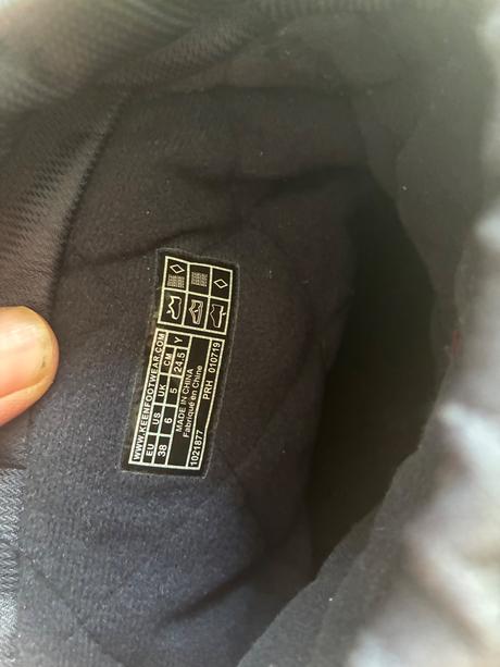 Snehule keen, keen,38