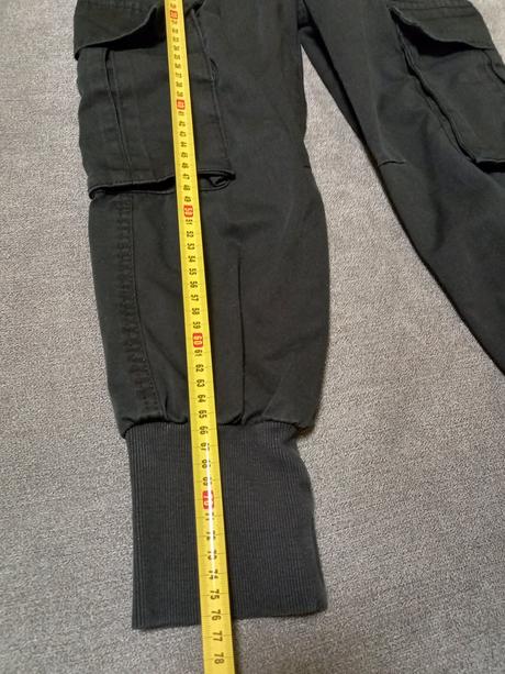 Kapsače, reserved,140