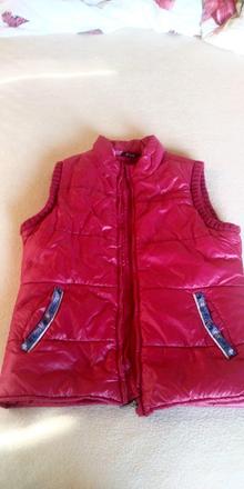 Zateplena vesta aj s poštou, kenvelo,140