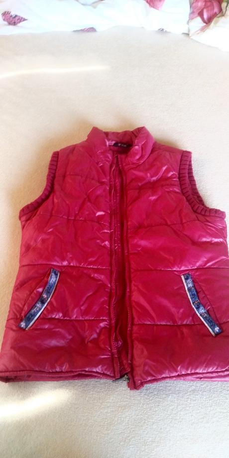 Zateplena vesta aj s poštou, kenvelo,140