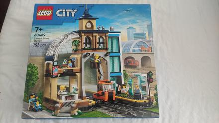Lego 60469 vlaková stanica, 