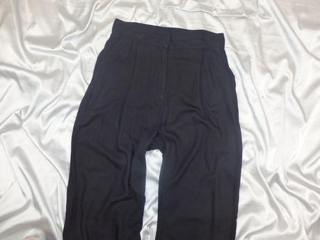 Kvalitné dámske nohavice, 36