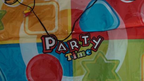 Party time hracia podlozka k tv,