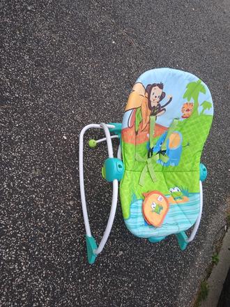 Hojdačka pre kojencov,