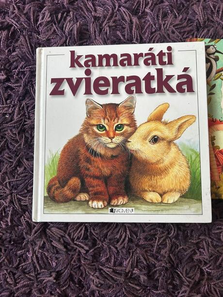 Sada 2 ks knižiek o zvieratkách,