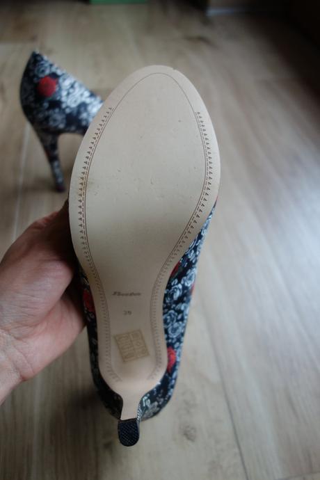 Baťa lodičky kvetované, baťa,39