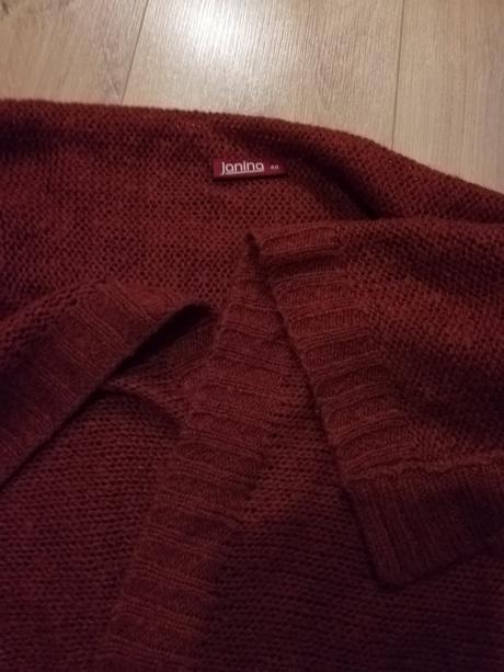 Tehlový svetrik, 40