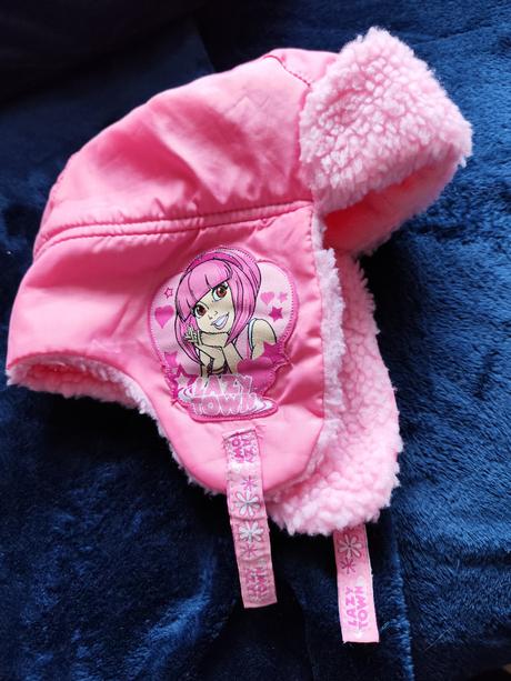 Zimná ciapka, lazy town,110