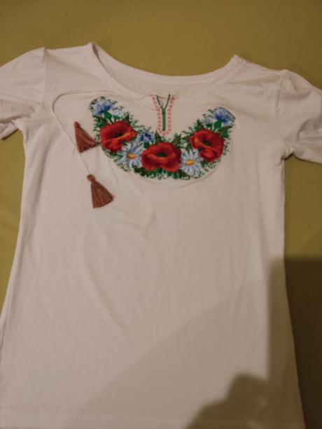 Vyšívané tričko 146/152, 146