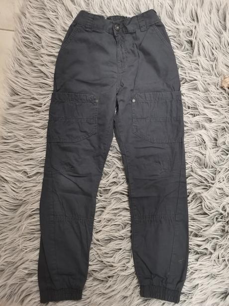 Šedé nohavice, f&f,134