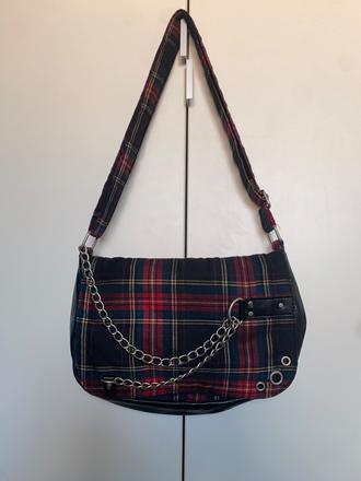 Rocková / gothic károvaná kabelka, new yorker
