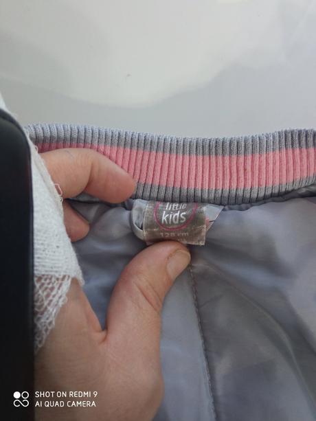 Dievčenské vetrovky, 122