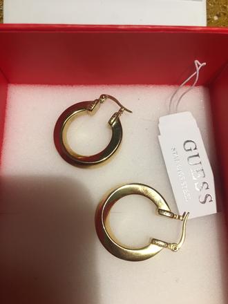 Guess nausnice, guess
