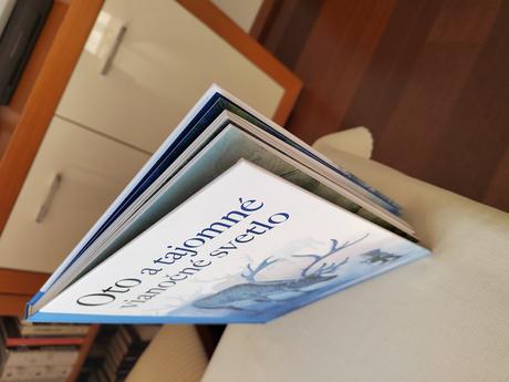 Oto a tajomné vianočné svetlo,