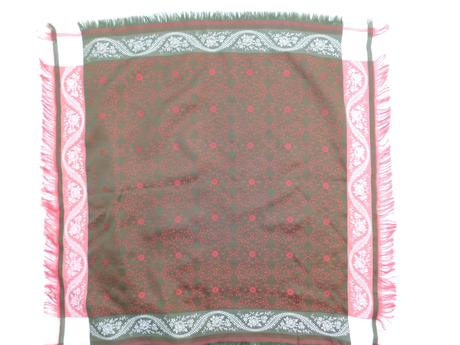 Trachten šatka ku kroju, l