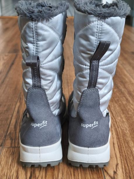 Snehule, superfit,33