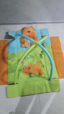 Hracia deka s hrazdičkou,